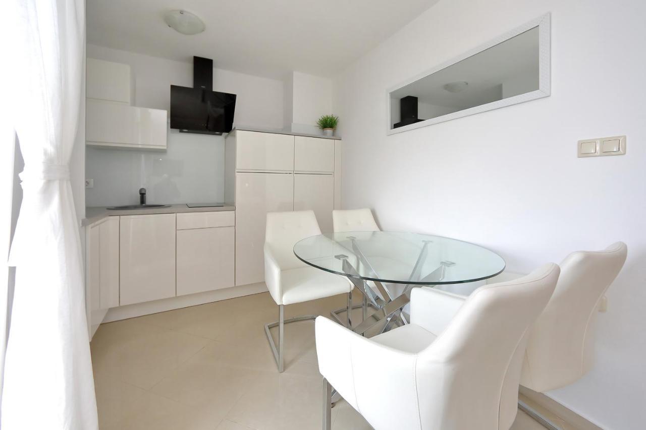 Apartments Nina Bibinje Eksteriør billede